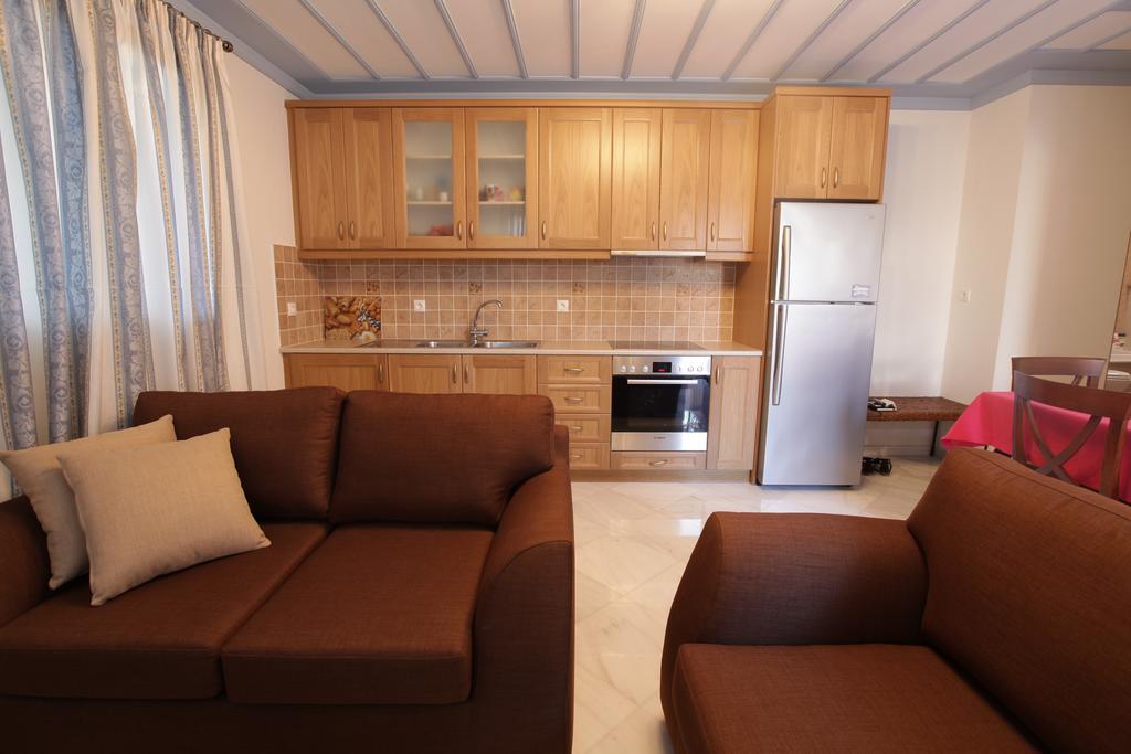 Avgerinos Hotel Kampochora  Habitación foto