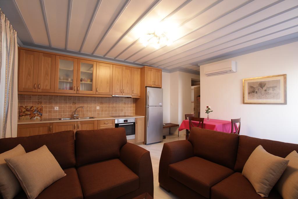 Avgerinos Hotel Kampochora  Habitación foto